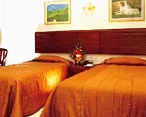 Отель Yuvarani Residency Индия, Керала, фото 5