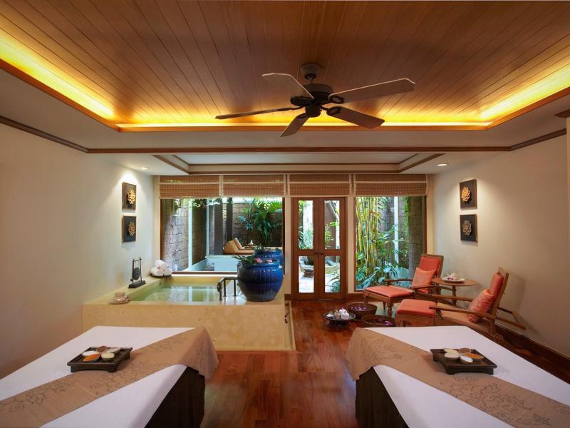 Anantara Bangkok Riverside Resort & Spa 