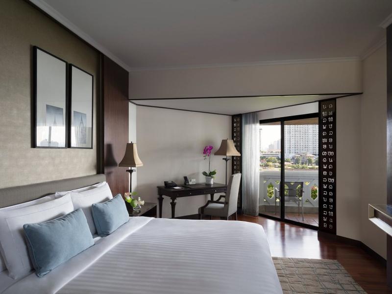 Anantara Bangkok Riverside Resort & Spa 