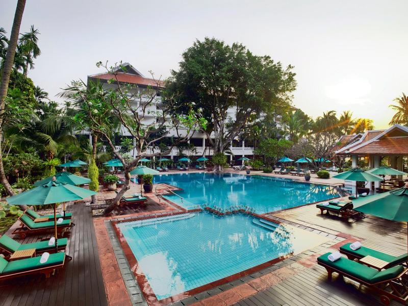 Anantara Bangkok Riverside Resort & Spa 