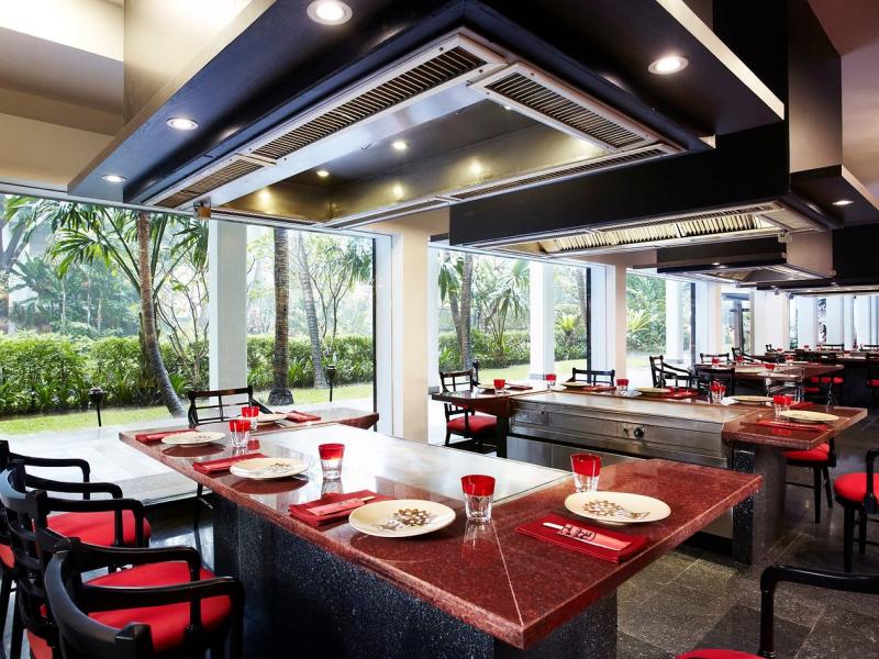 Anantara Bangkok Riverside Resort & Spa 