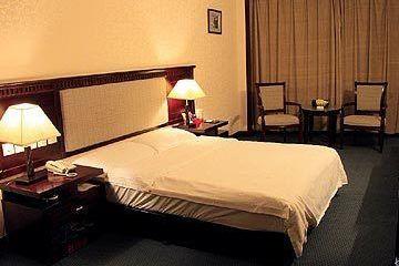 Отель Zhongshan Китай, Далянь, фото 5