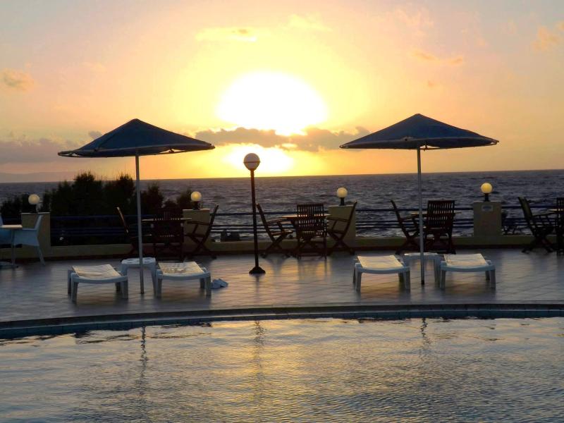 Zorbas Beach Village