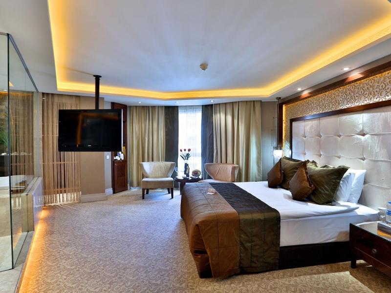 AHC Old City Hotel