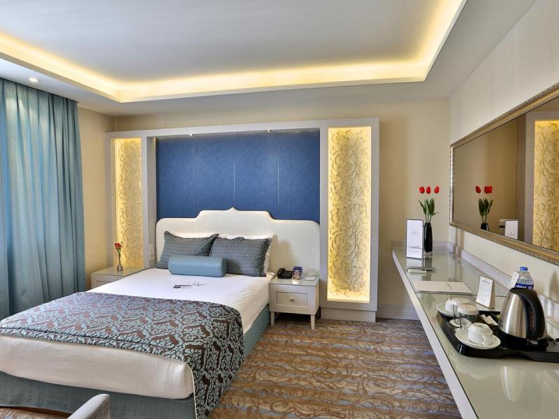 AHC Old City Hotel
