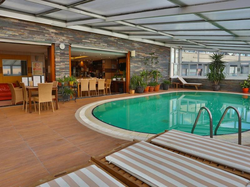 AHC Old City Hotel