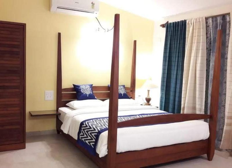 Banyan Tree Courtyard