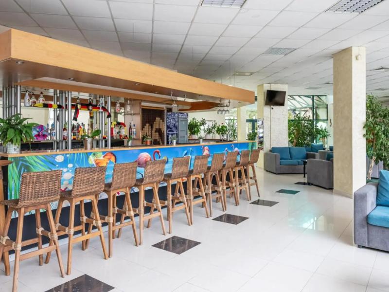 Flamingo Beach Hotel