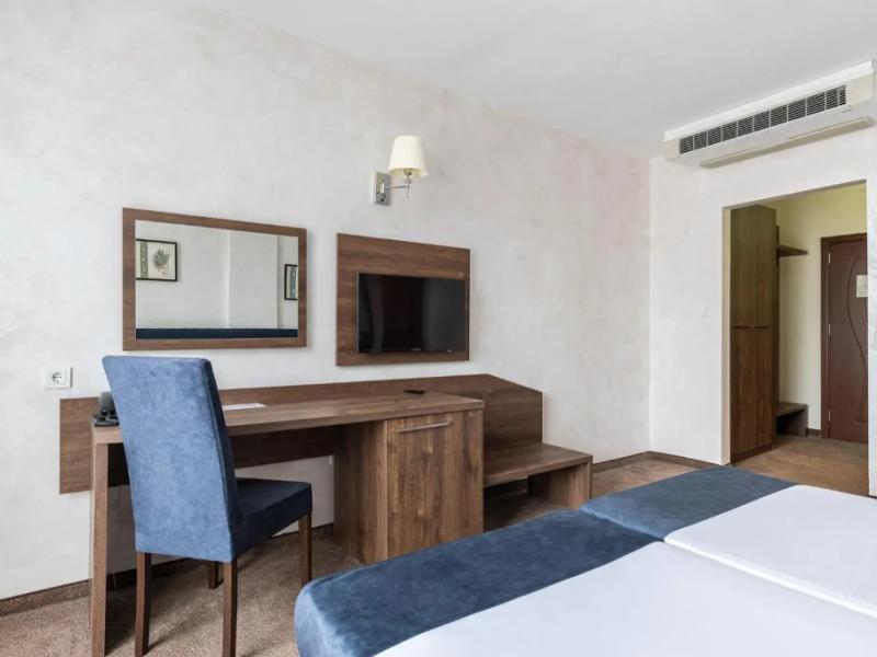 Flamingo Beach Hotel