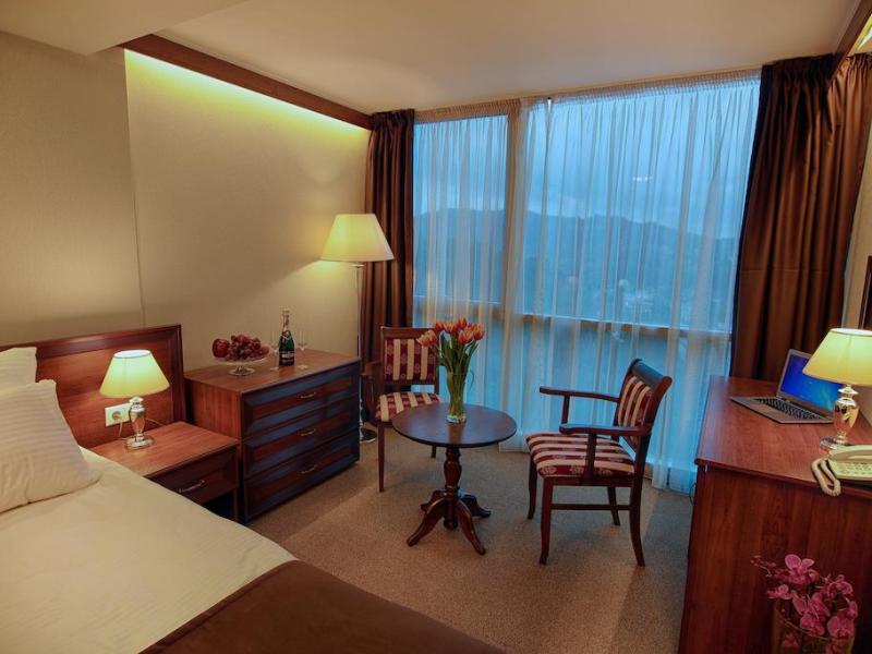 Автомобилист санаторий