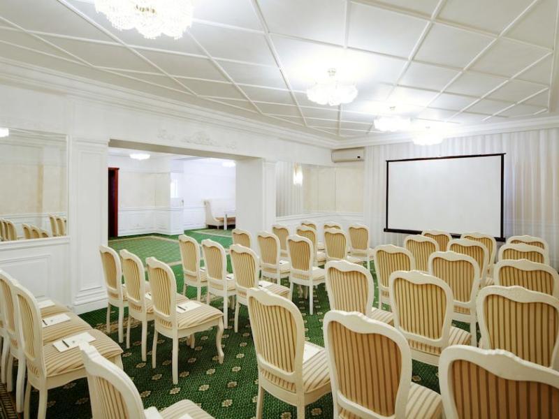 Adijuh Palace Resort & Spa