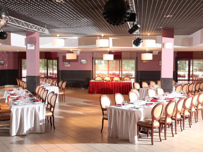 Сусанин Парк Отель