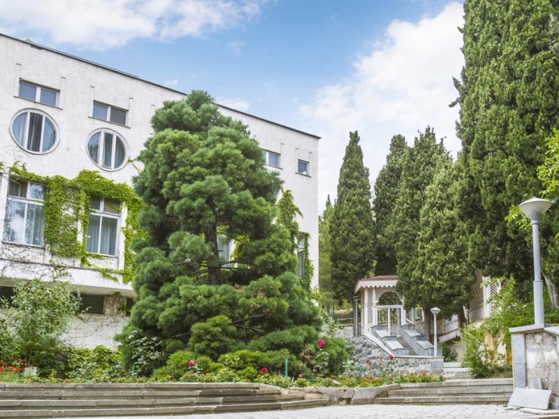 Алуштинский санаторий