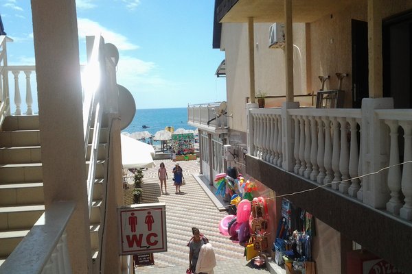 Алые паруса (п. Новомихайловский)