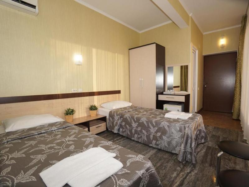 Альбатрос (ул. Просвещения)