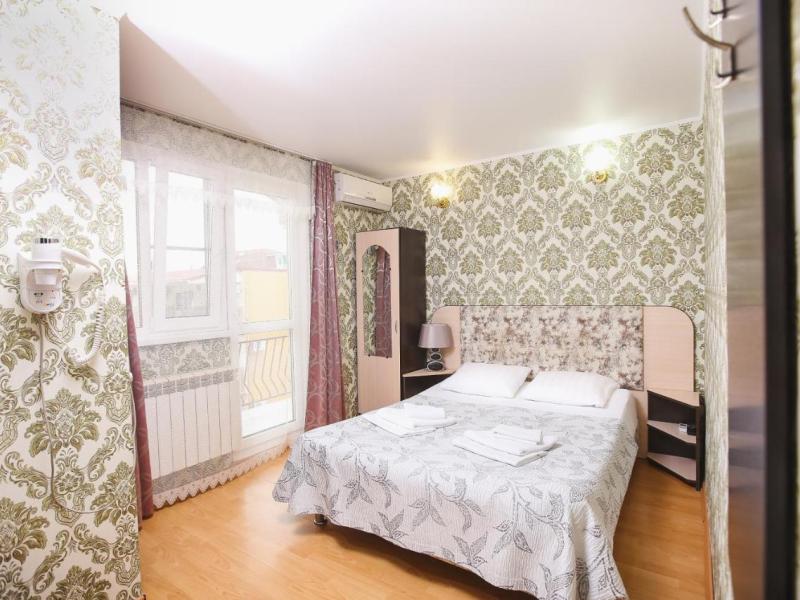 Альбатрос (ул. Просвещения)