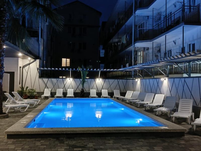 Альбатрос (ул. Просвещения)