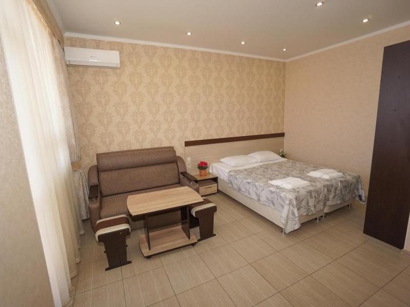 Альбатрос (ул. Просвещения)