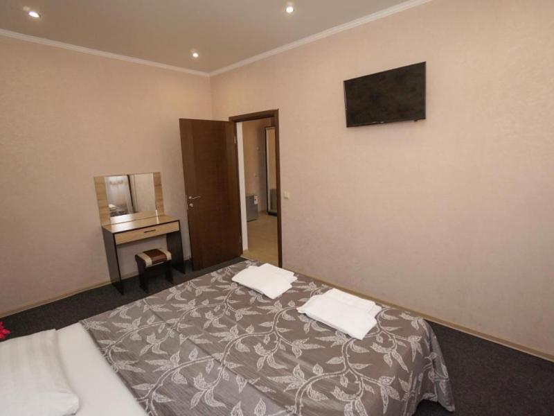 Альбатрос (ул. Просвещения)