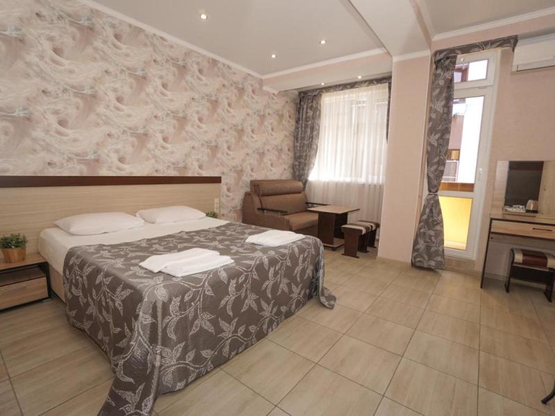 Альбатрос (ул. Просвещения)