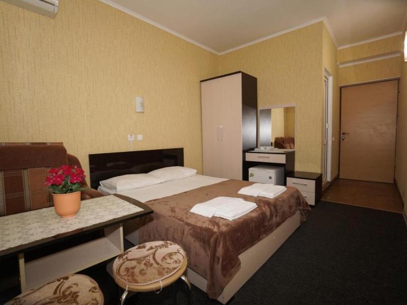 Альбатрос (ул. Просвещения)