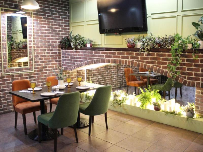 Amaks Premier Hotel