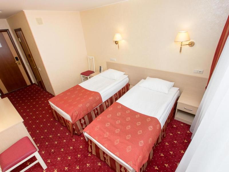 Amaks Premier Hotel