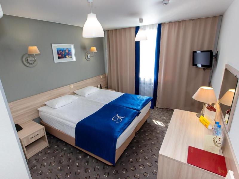 Amaks Premier Hotel