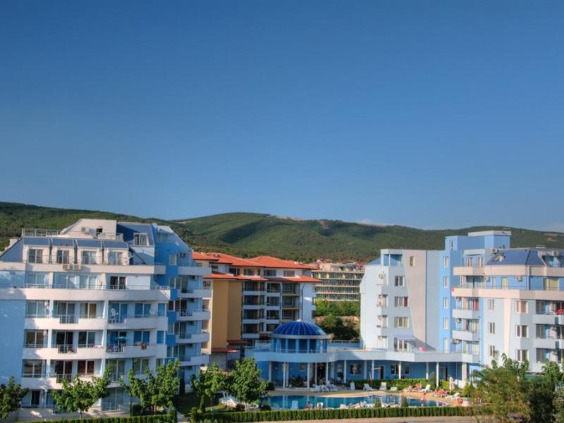 Laguna Apart Complex