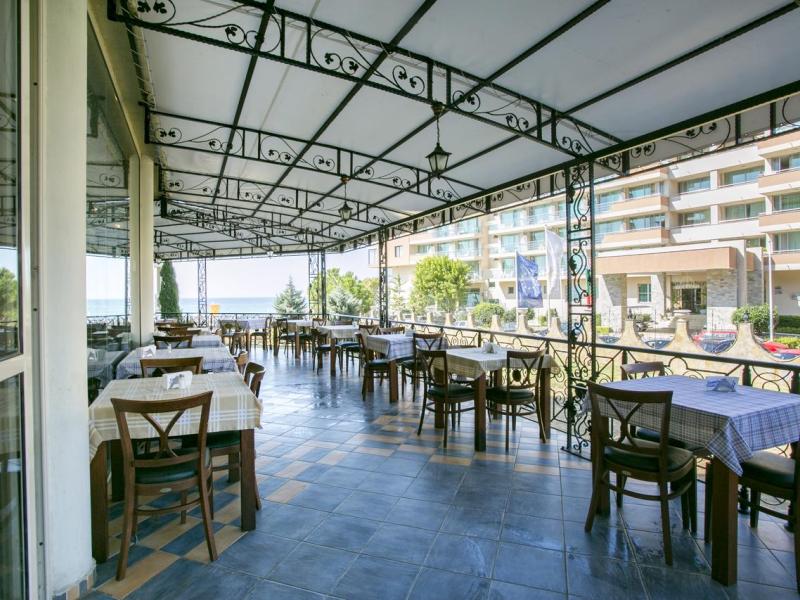 Atrium Beach Hotel