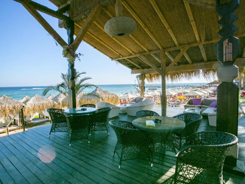 Atrium Beach Hotel