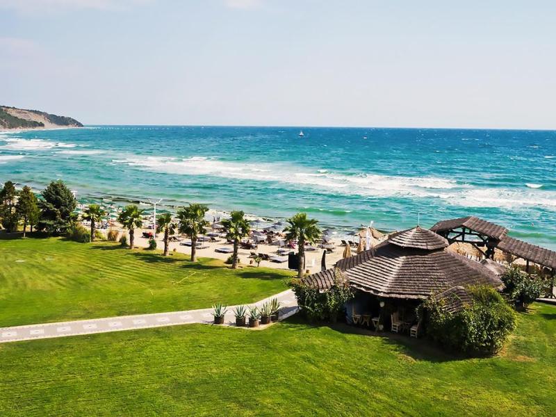 Atrium Beach Hotel