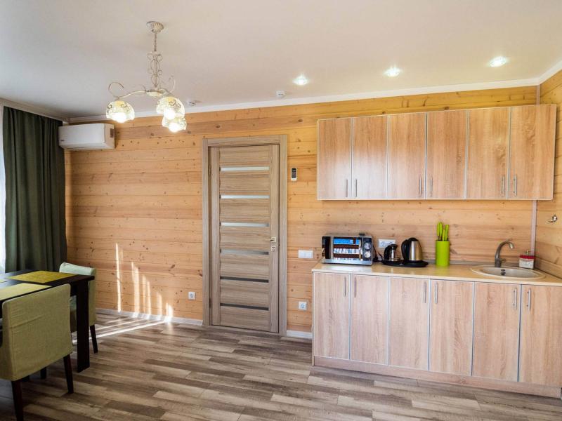 Афалина (пр. Пионерский)