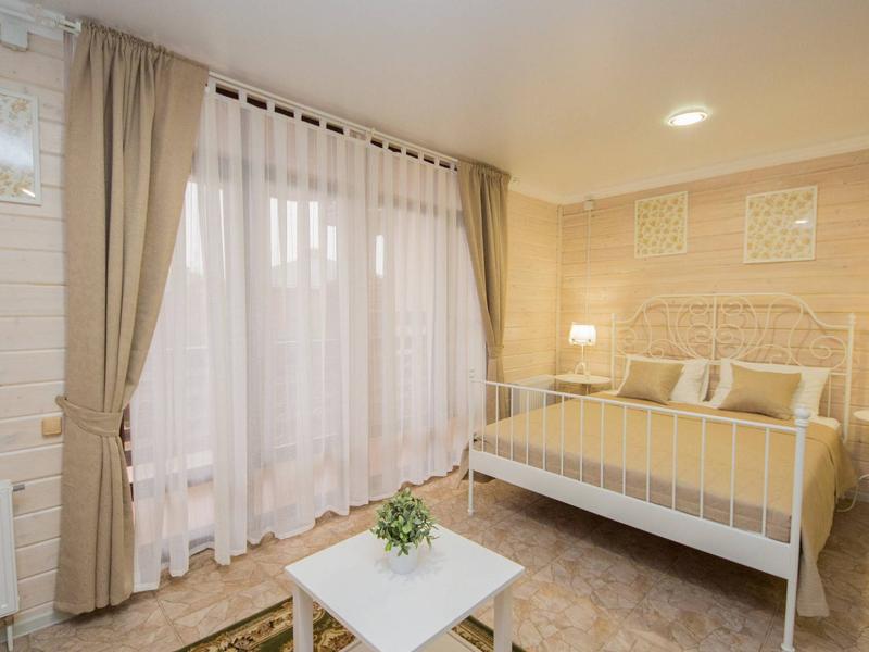 Афалина (пр. Пионерский)