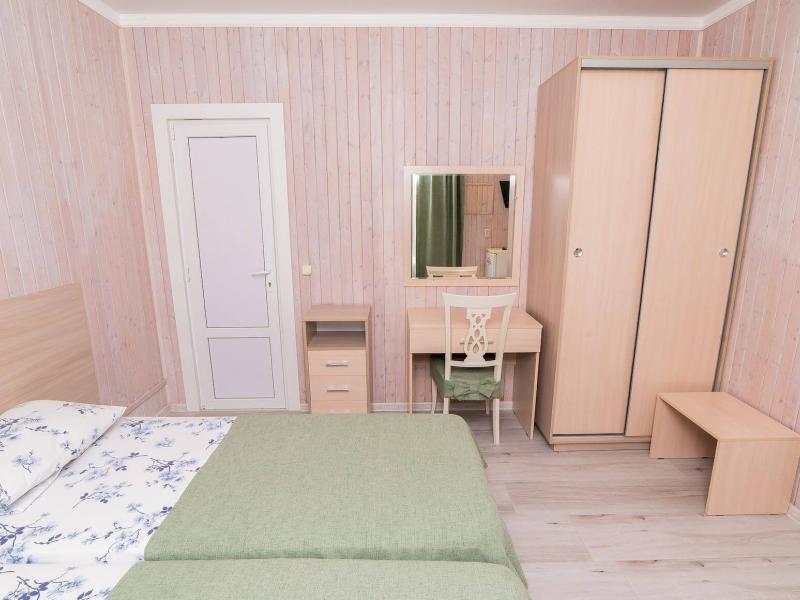 Афалина (пр. Пионерский)