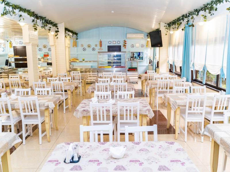 Афалина (пр. Пионерский)