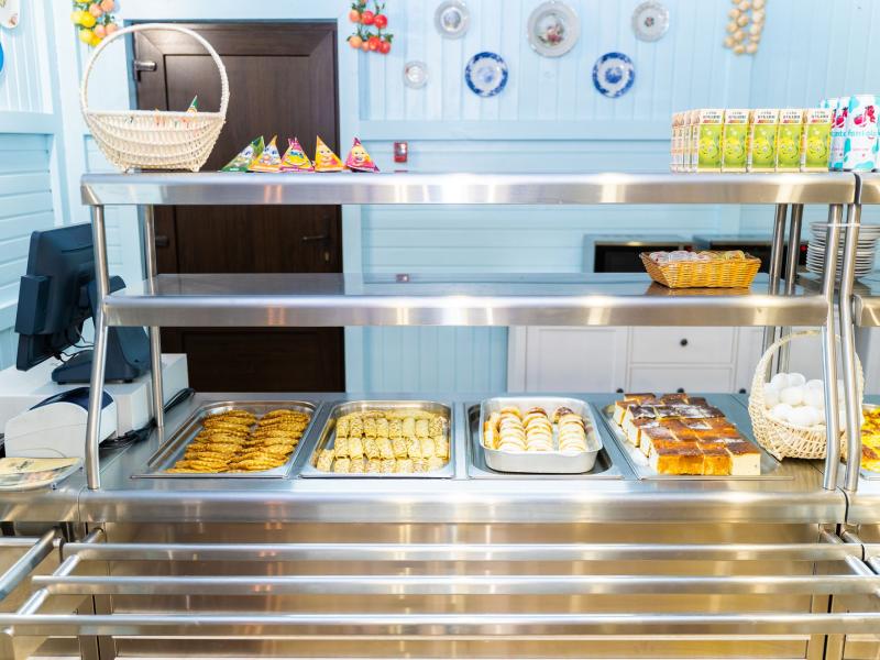 Афалина (пр. Пионерский)