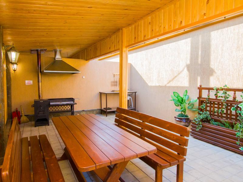 Афалина (пр. Пионерский)