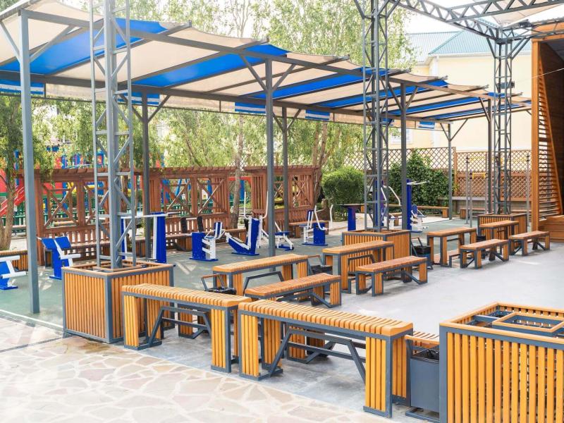 Афалина (пр. Пионерский)