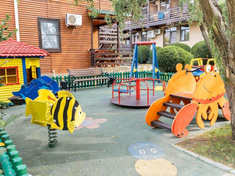 Афалина (пр. Пионерский)