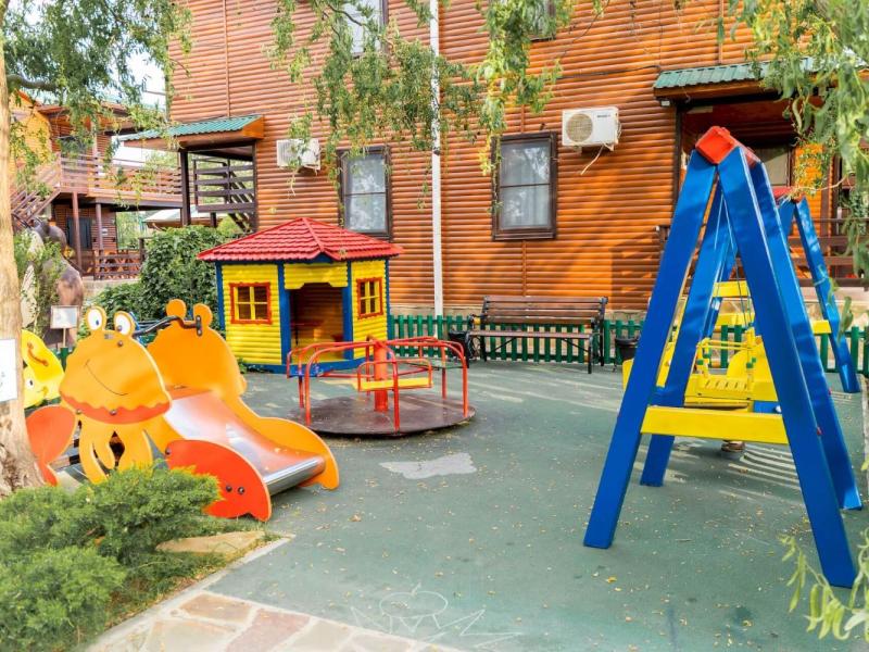 Афалина (пр. Пионерский)