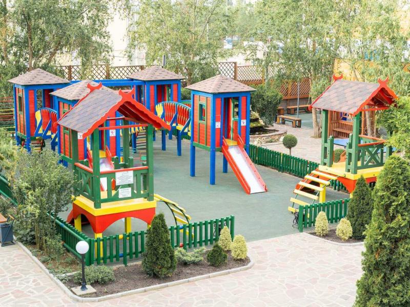 Афалина (пр. Пионерский)