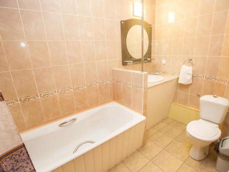 Белые ключи