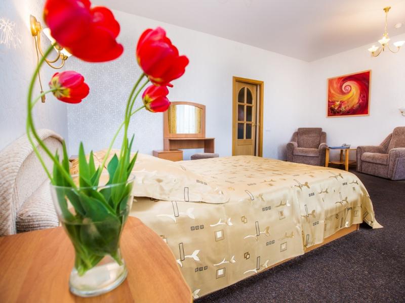 Белые ключи