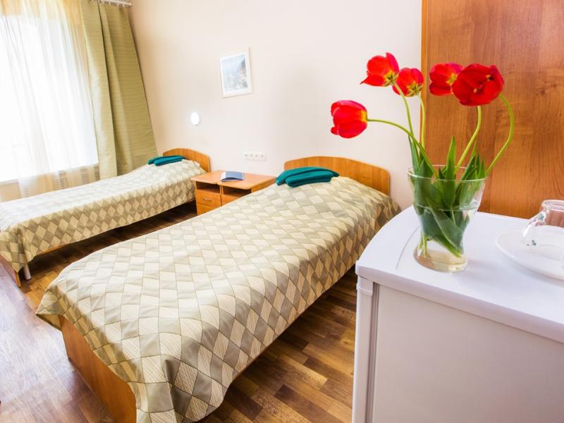 Белые ключи