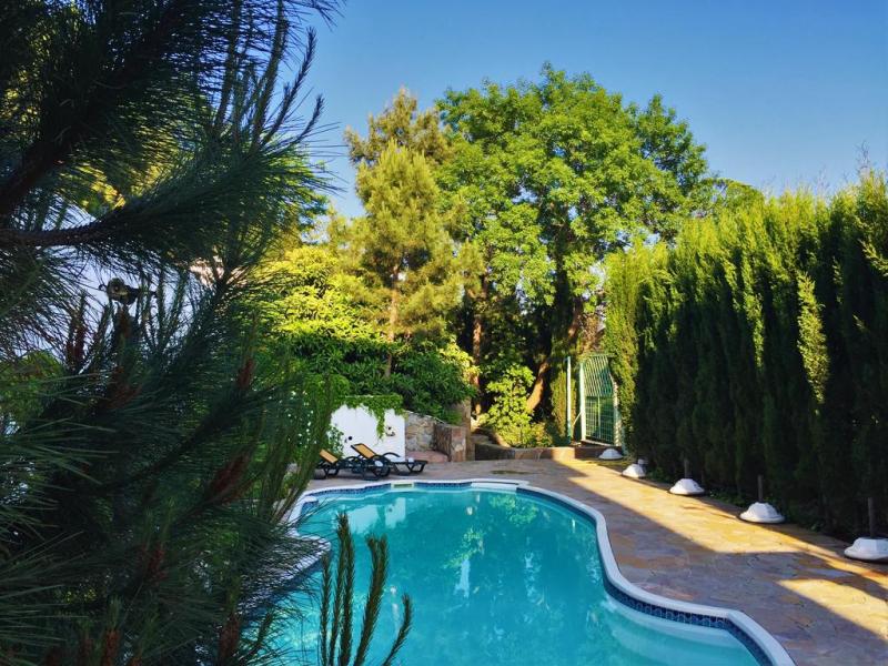 Villa Bonne Maison with Garden