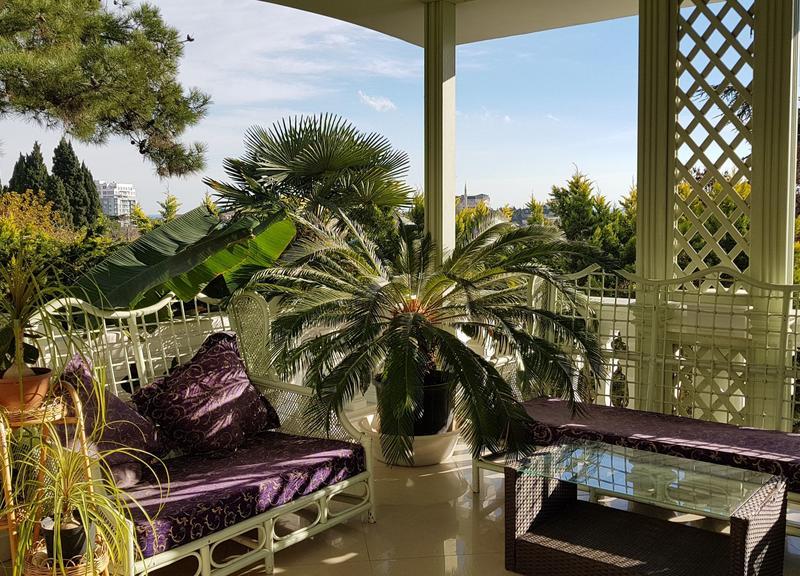 Villa Bonne Maison with Garden
