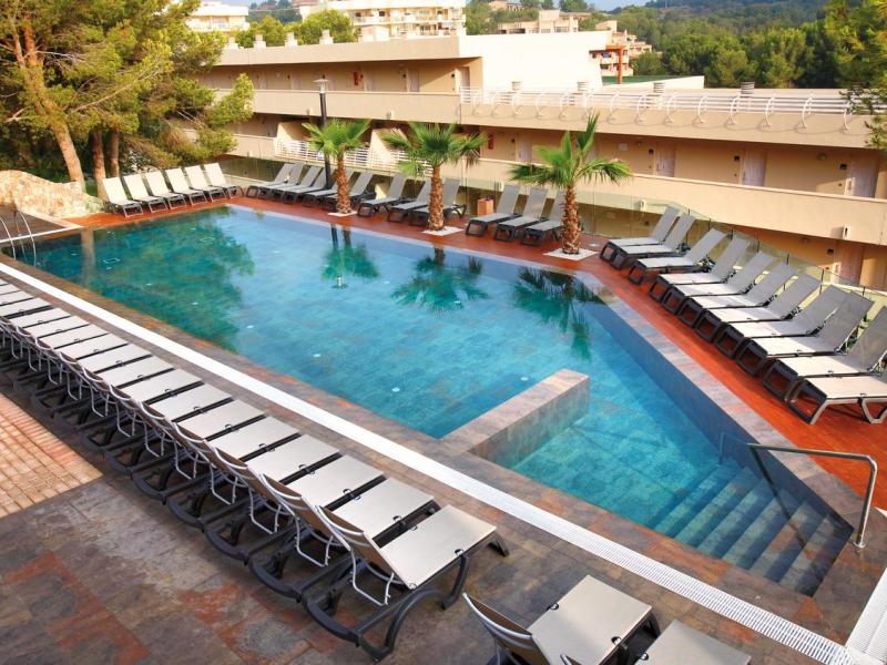 Occidental Cala Vinas