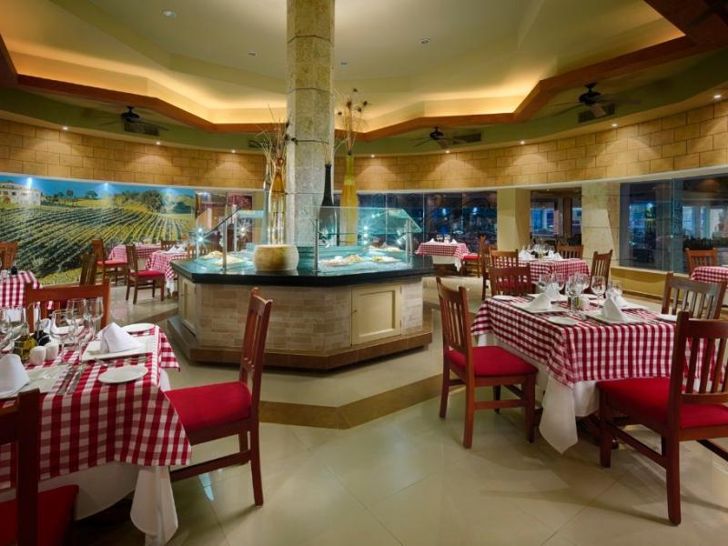 Occidental Costa Cancun