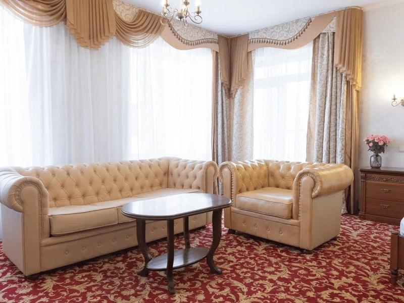 Отель Крона 